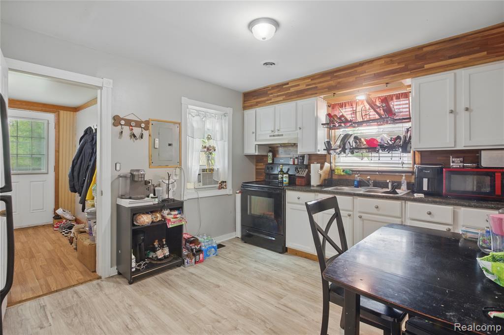 1896 SPAULDING Road, Monroe, MI 48162 — Photo 12