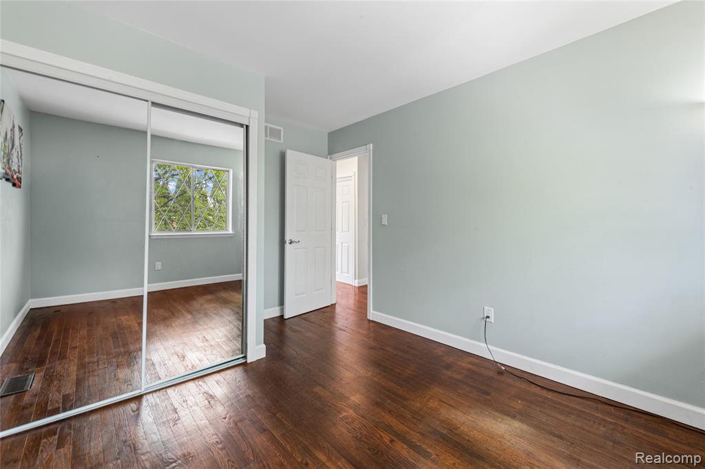 29296 Gloede Drive, Warren, MI 48088 — Photo 11