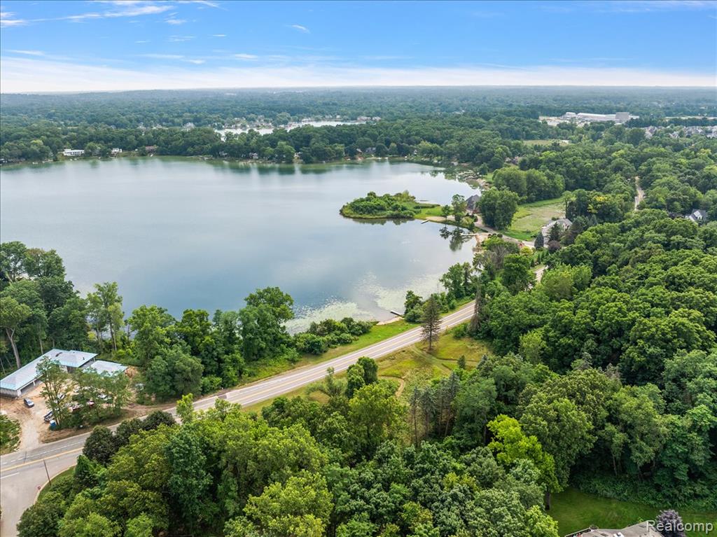 2770 Bogie Lake Road, White Lake, MI — Photo 44