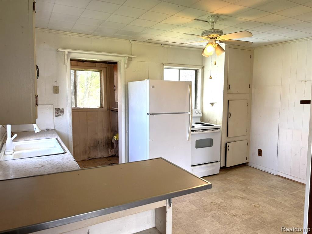 4490 Peppermill Road, Attica, MI 48412 — Photo 4