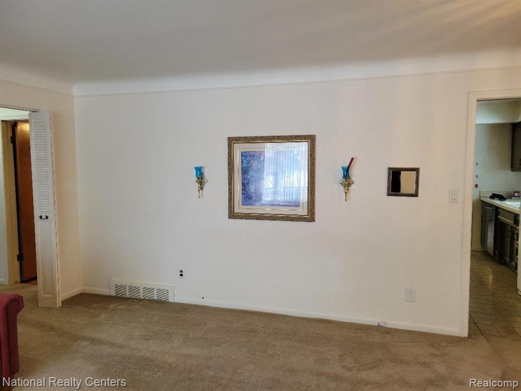 8789 Donna Street, Westland, MI — Photo 7