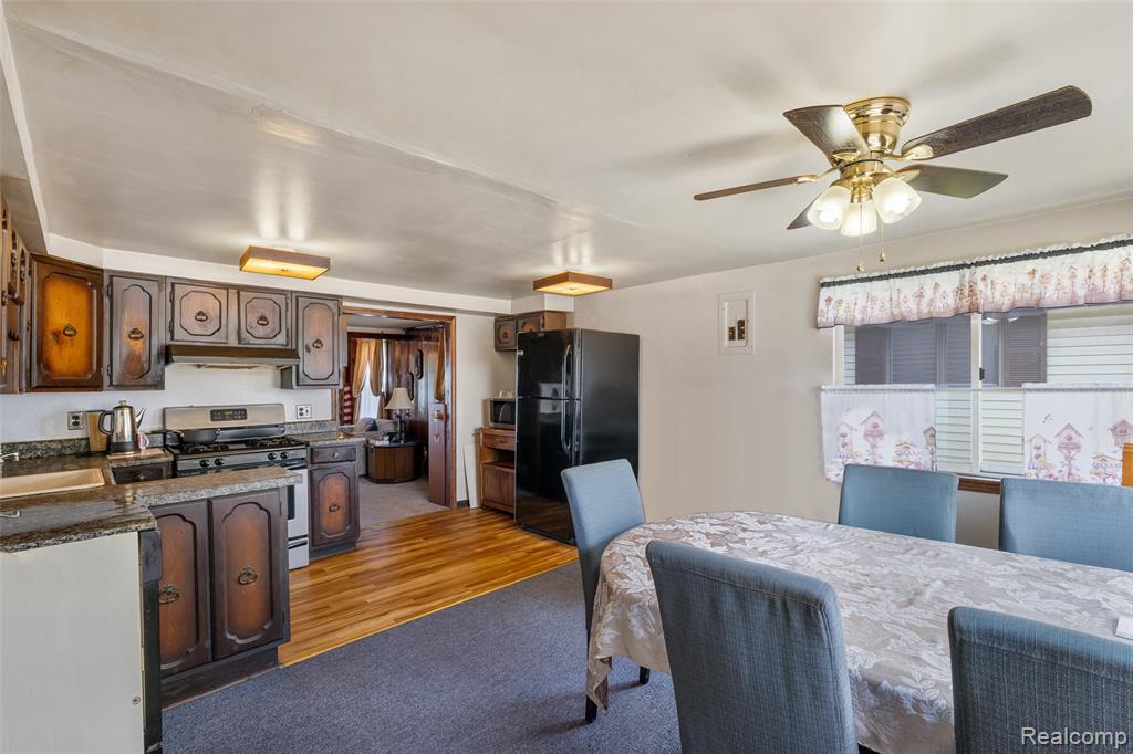 8107 Anchor Bay Drive, Clay, MI 48001 — Photo 5