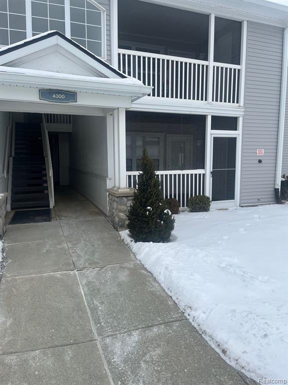 4303 Inverness Street, 22, Dexter, MI 48130 — Photo 2