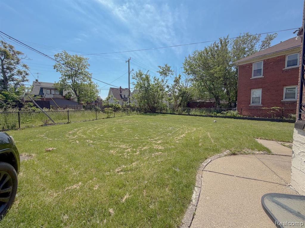 9392 Woodside Street, Detroit, MI 48204 — Photo 18