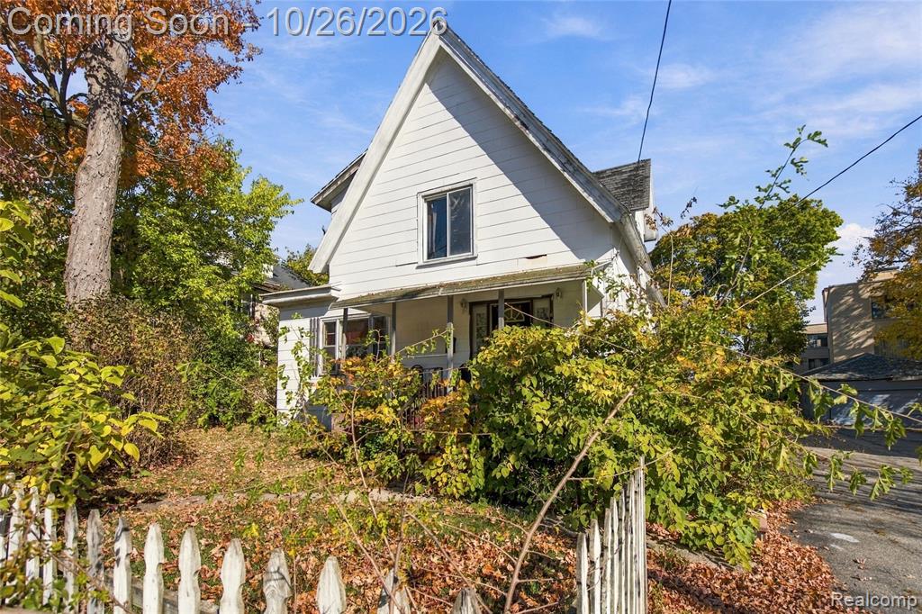Property photo for 823 Avon Street, Flint, MI 48503