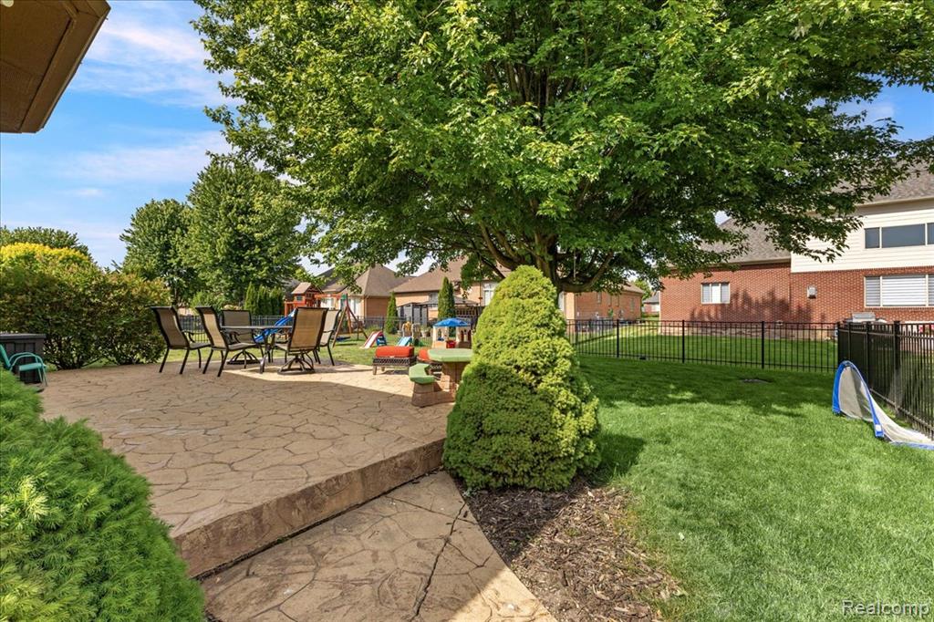 51965 Sequoya Drive, Macomb, MI 48042 — Photo 34