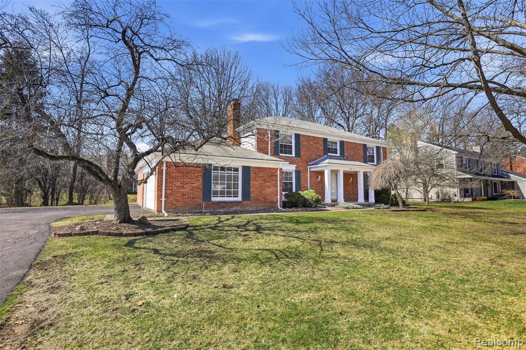 5972 Barnstable Court, West Bloomfield, MI — Photo 3