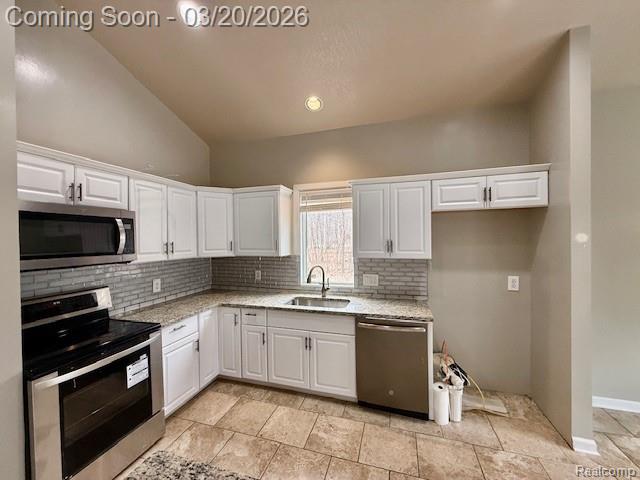 10452 E Maple Avenue, Davison, MI 48423 — Photo 5