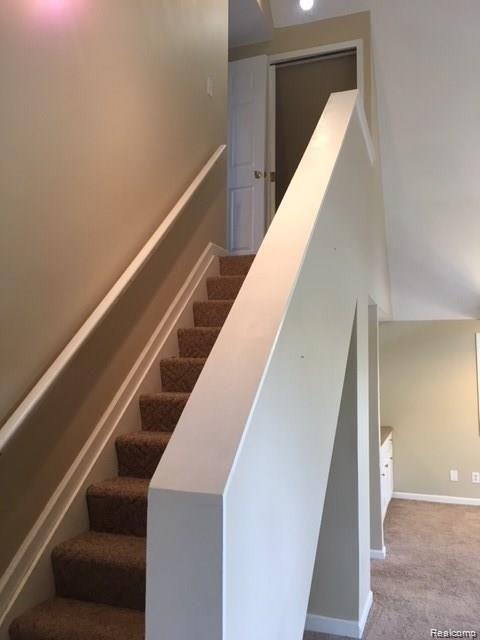 74 Odanah Street, Lake Orion, MI 48362 — Photo 15