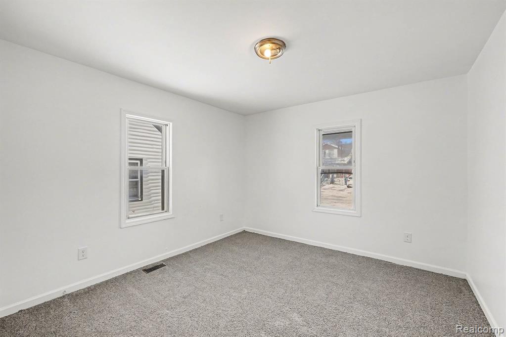 7284 Orchard Avenue, Warren, MI 48091 — Photo 9