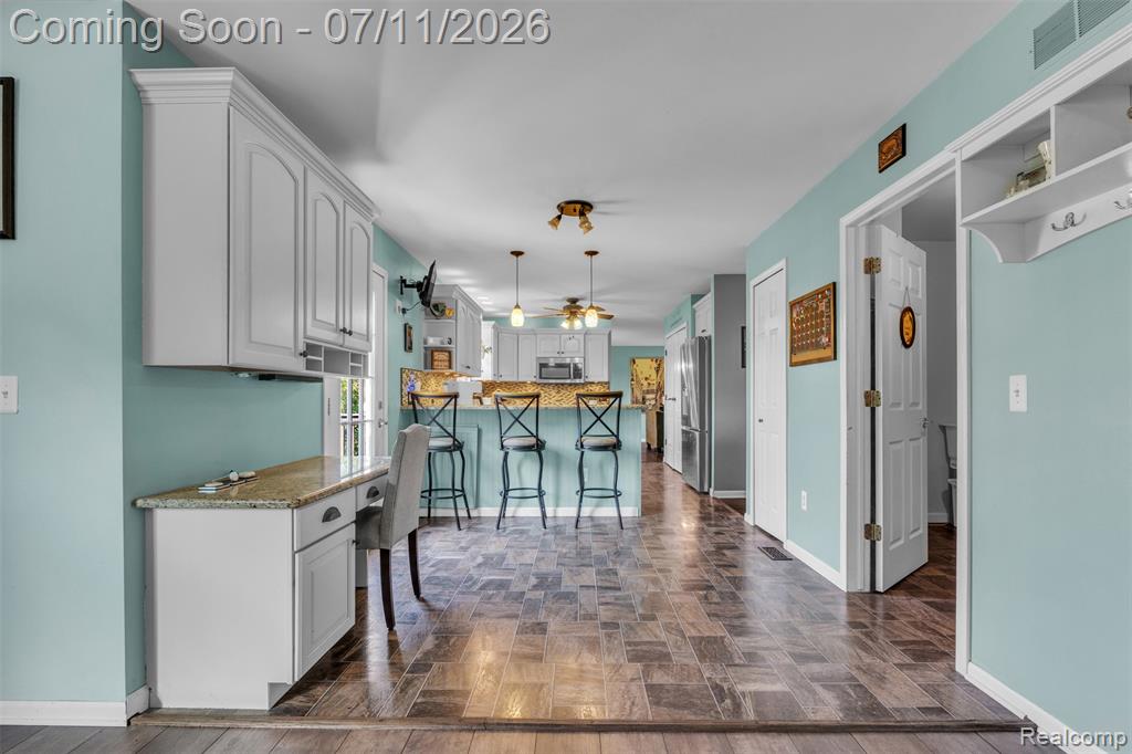 3955 Forest Edge Drive, Commerce Twp, MI 48382 — Photo 18