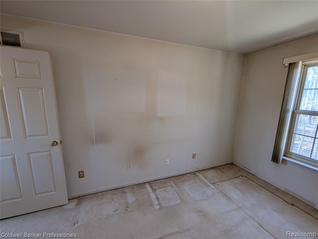 7896 Rivergate Drive, 19, Westland, MI — Photo 23