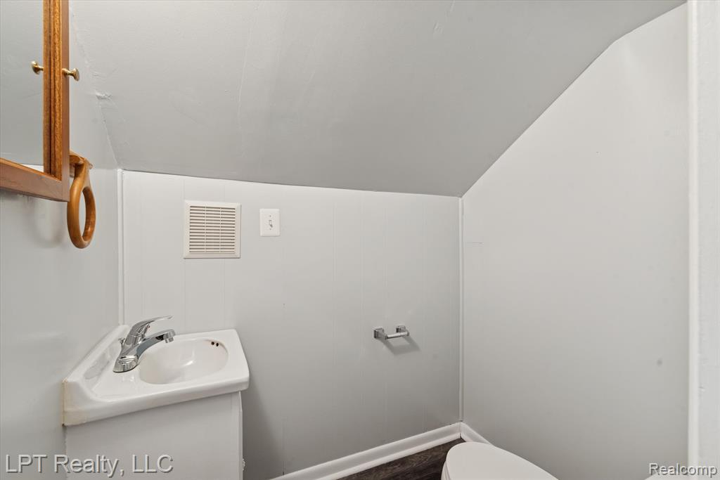 5172 Hazel Street, Dearborn Heights, MI 48125 — Photo 27