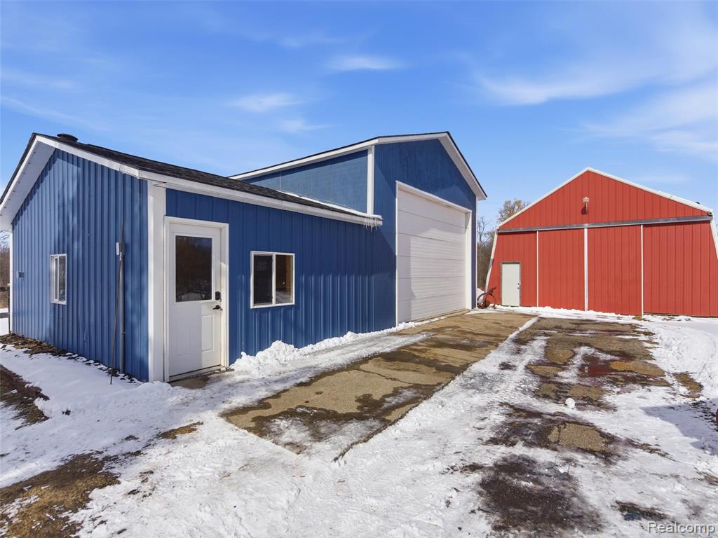3942 Birch Run Road, Millington, MI 48746 — Photo 31