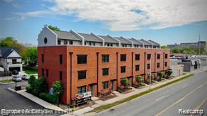 644 W 11 Mile Road, Royal Oak, MI 48067