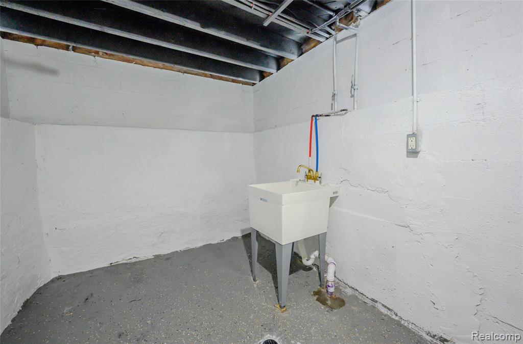 14720 E State Fair Street, Detroit, MI 48205 — Photo 30