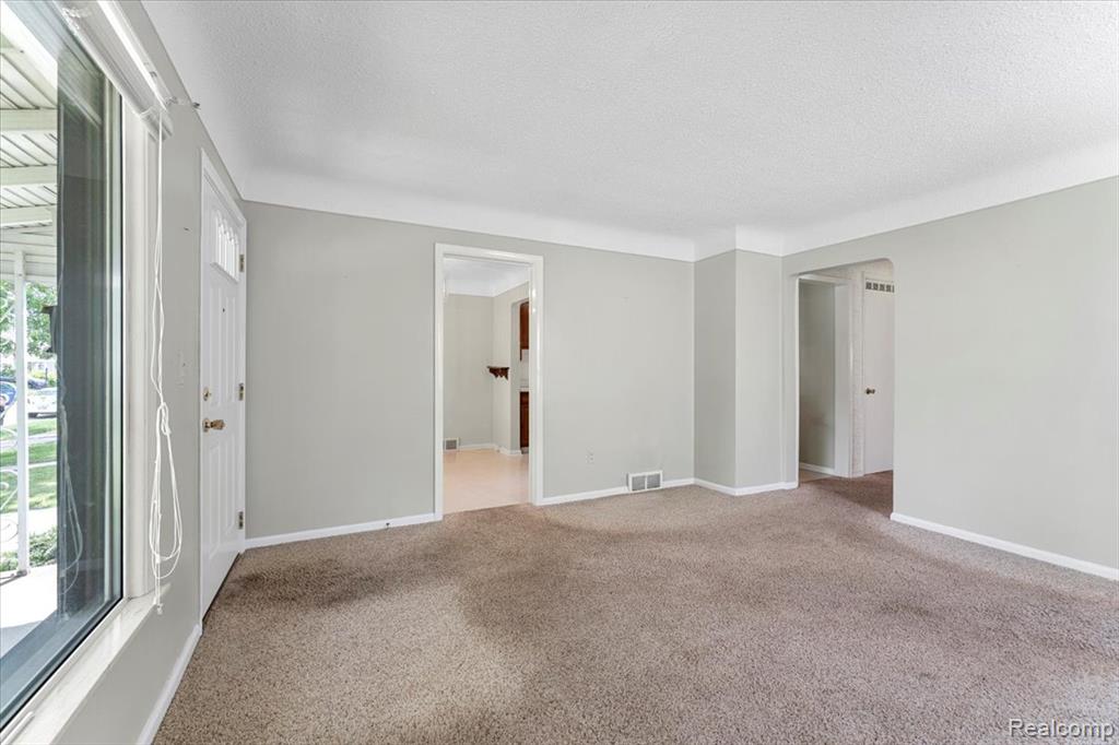 771 Garfield Avenue, Lincoln Park, MI 48146 — Photo 4