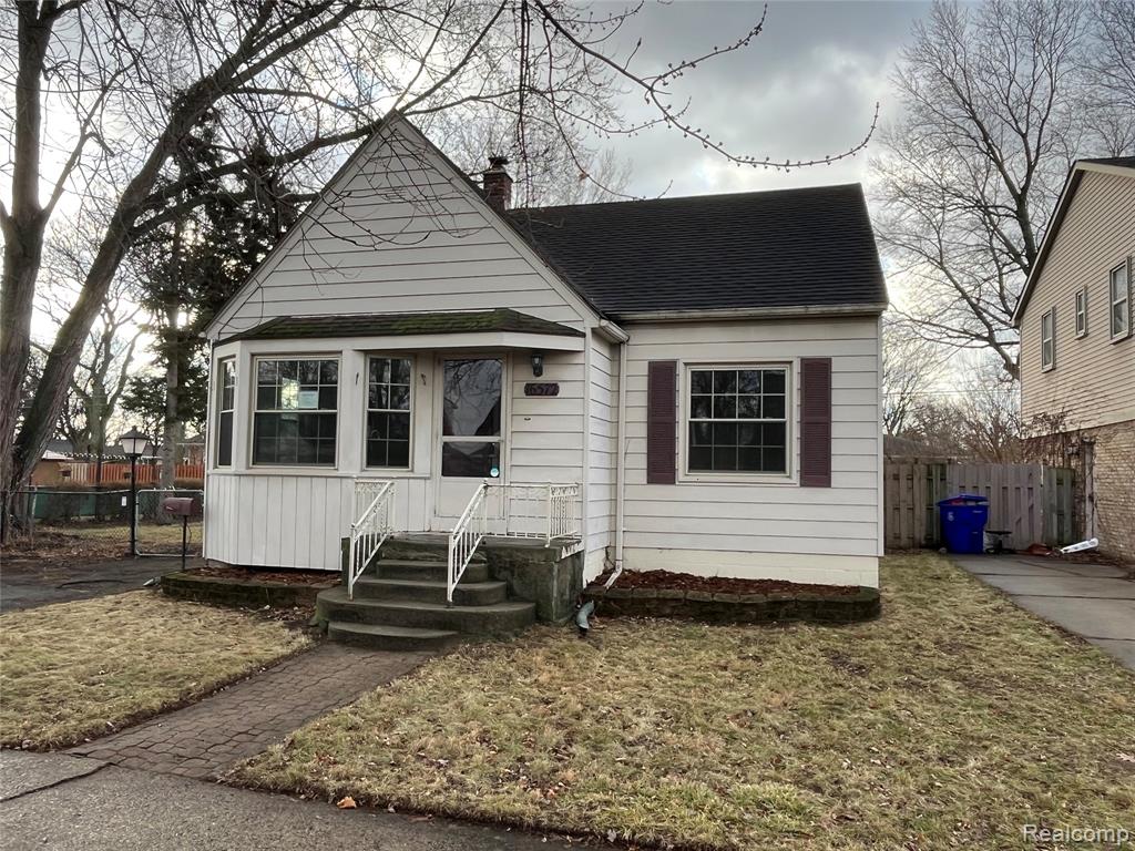 16572 Rosemary, Fraser, MI 48026 — front exterior