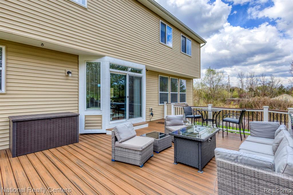 18 Wildrose Drive, White Lake, MI — Photo 36
