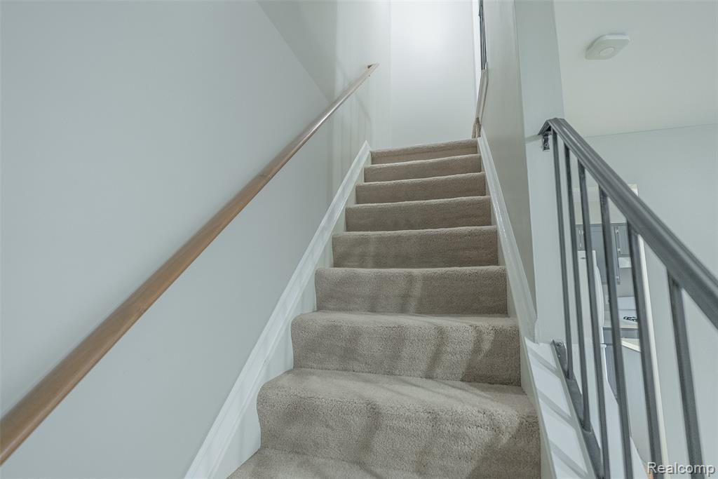 44613 New Hampshire Drive, Clinton Twp, MI 48038 — Photo 20