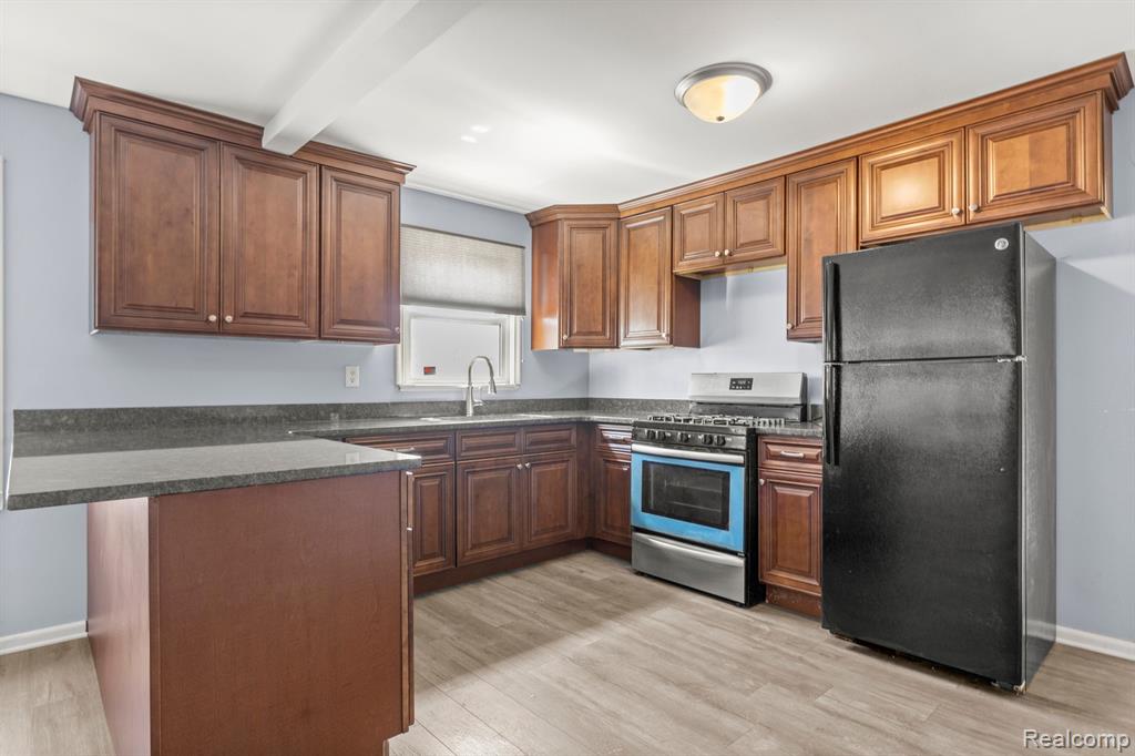 4033 AGNES Avenue, Lincoln Park, MI 48146 — Photo 17