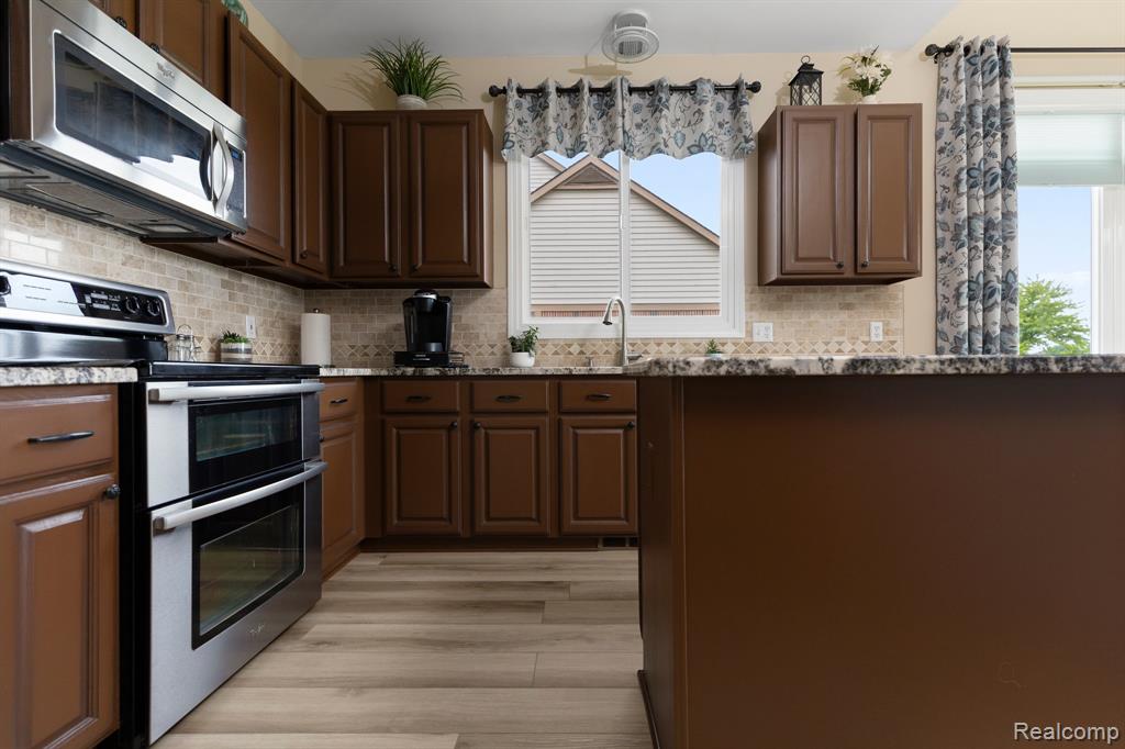 45482 Muirfield Drive, Canton, MI 48188 — Photo 30