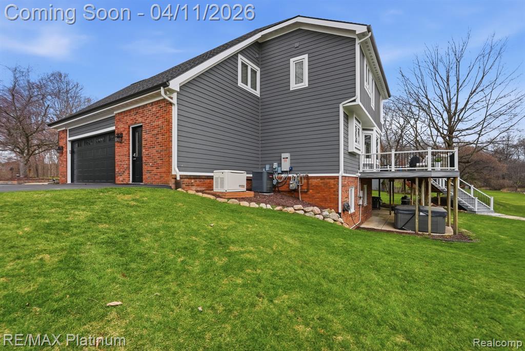 8757 Pebble Creek Drive, Pinckney, MI 48169 — Photo 42