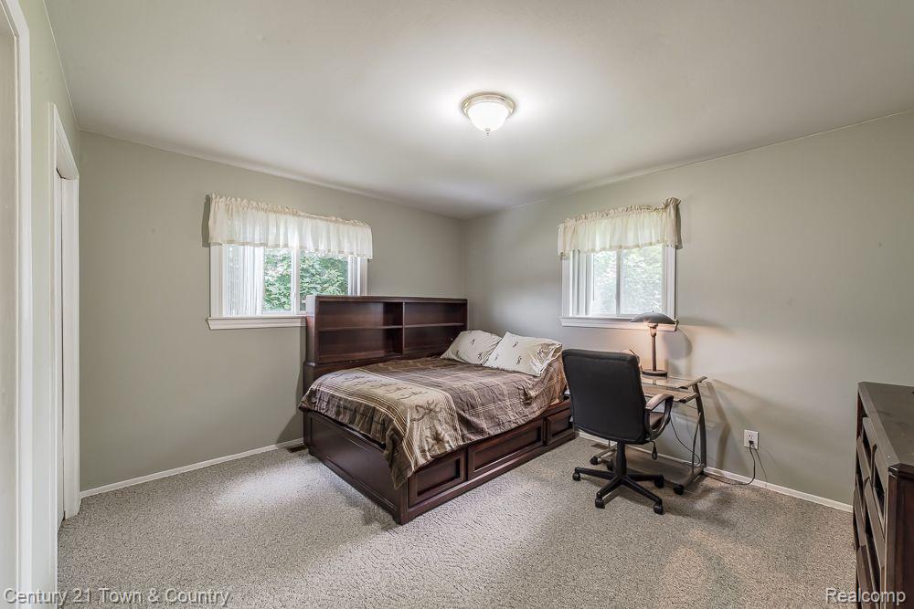 8119 FENTON Road, Grand Blanc, MI 48439 — Photo 15