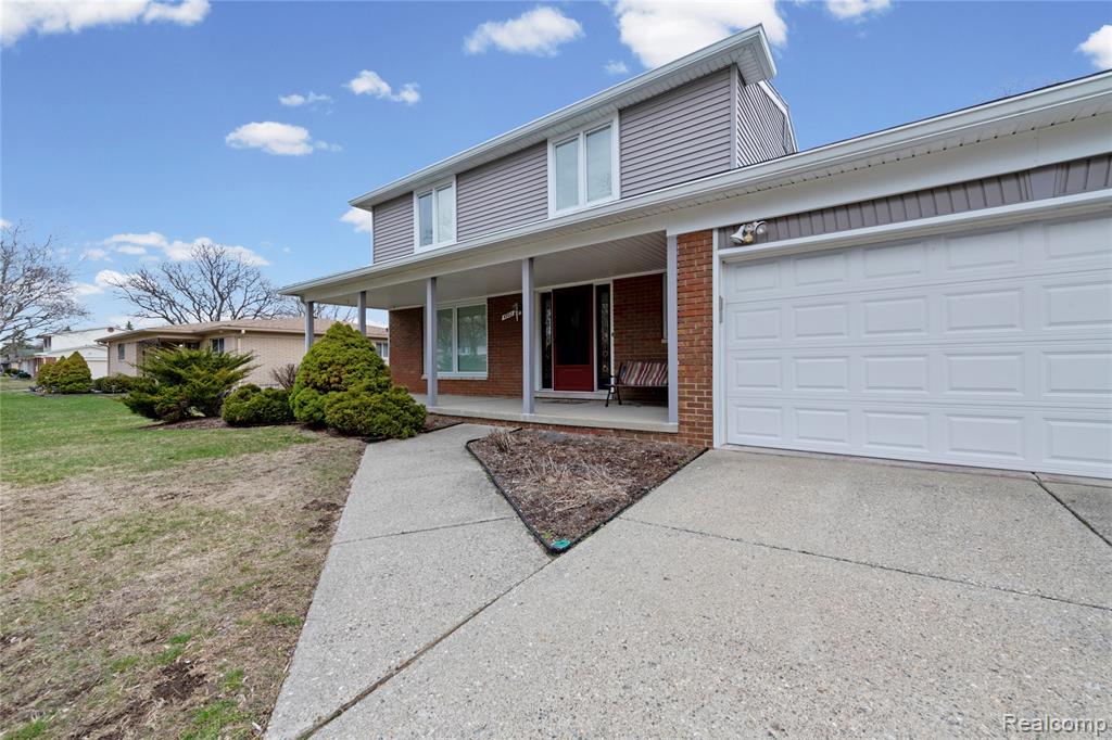 4902 Hubbard Drive, Troy, MI 48085 — Photo 3