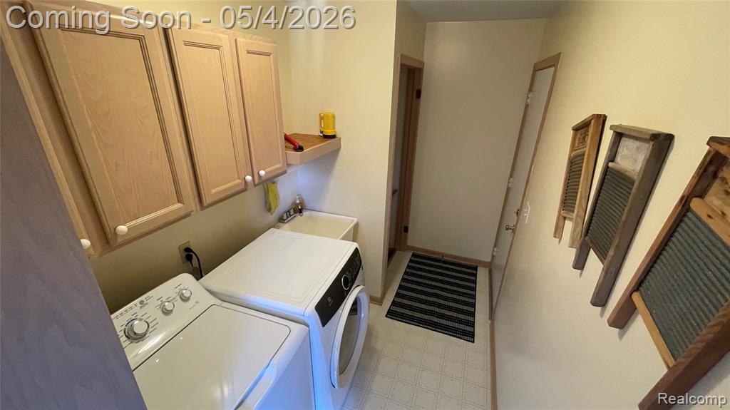 9142 Luea Lane, Swartz Creek, MI 48473 — Photo 32