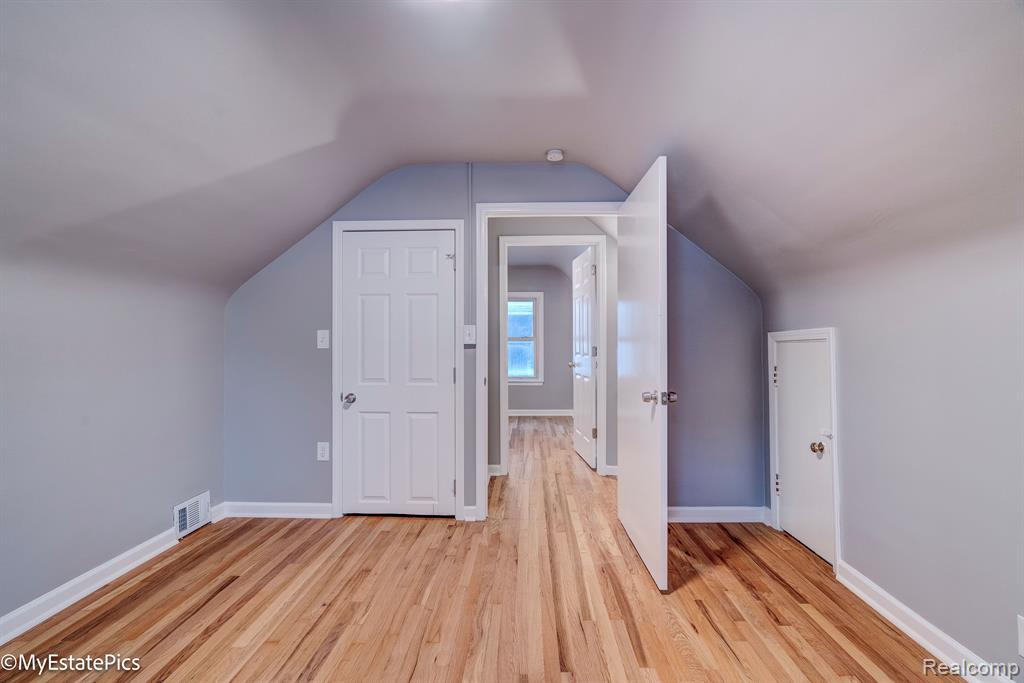 6151 HELEN Street, Garden City, MI — Photo 37