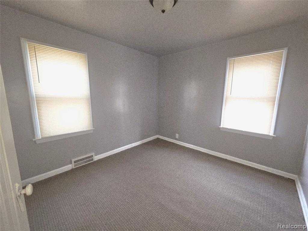 8850 Farmbrook Street, Detroit, MI 48224 — Photo 10