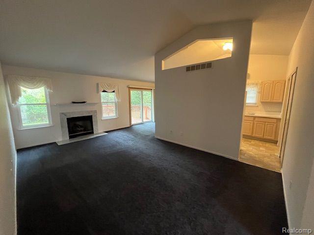 6891 Deerhurst, 96, Westland, MI — Photo 4