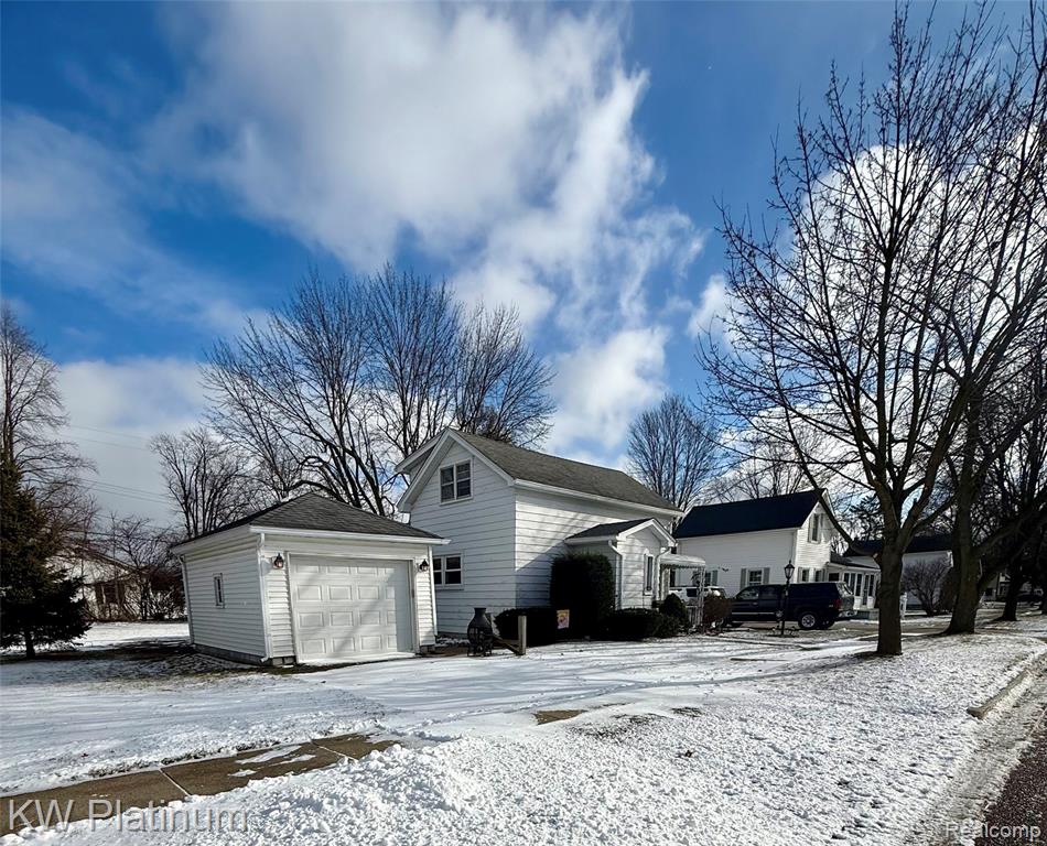 69258 N Forest Avenue, Richmond, MI 48062 — Photo 2