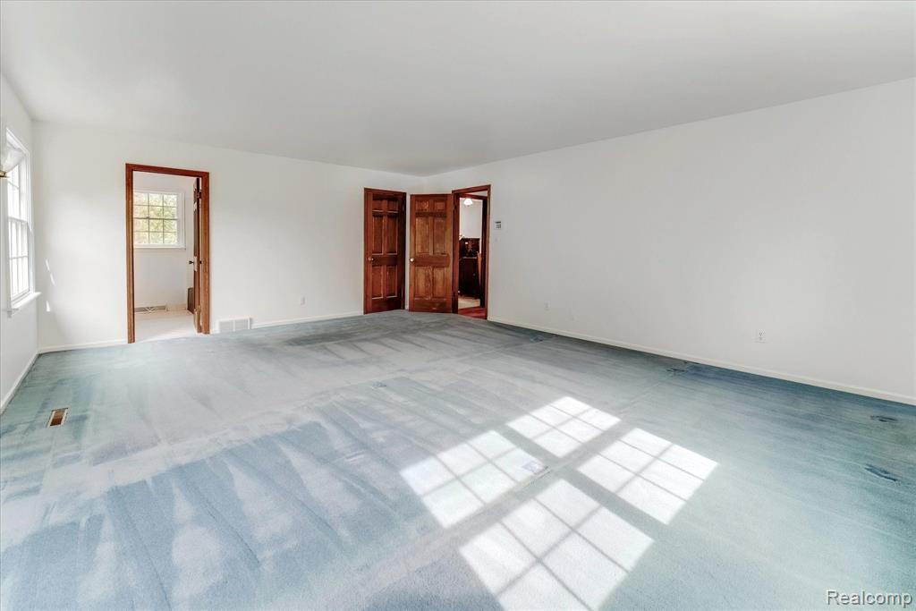 4216 Meadow Pond Lane, Metamora, MI 48455 — Photo 33
