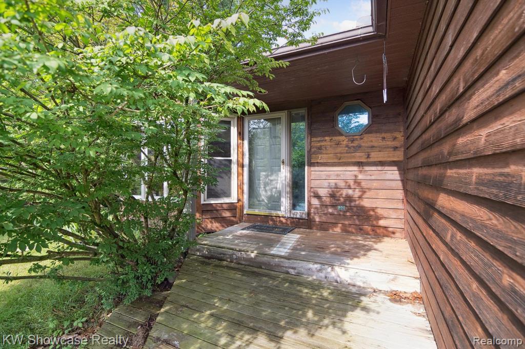 11858 Earl Street, Pinckney, MI 48169 — Photo 5