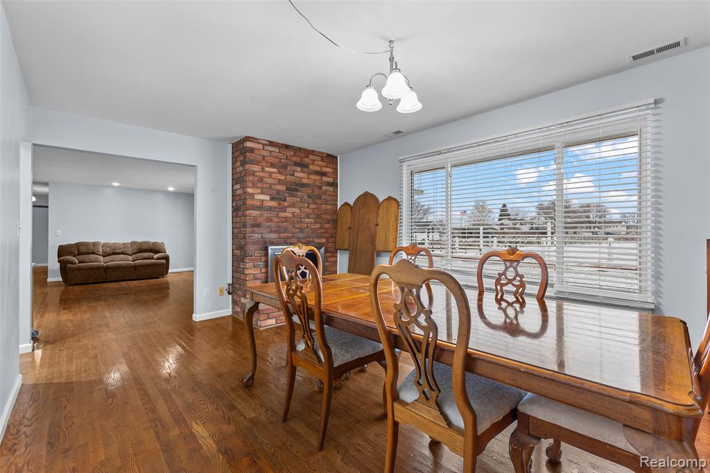 39520 Venetian Drive, Harrison Township, MI — Photo 18