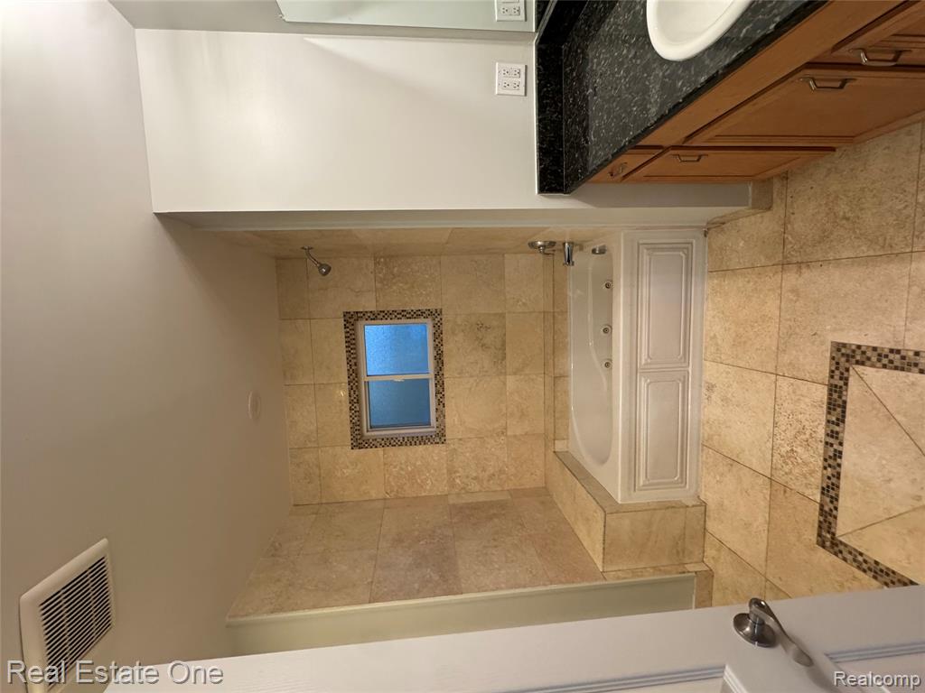 7889 Chilson Road, Pinckney, MI 48169 — Photo 16