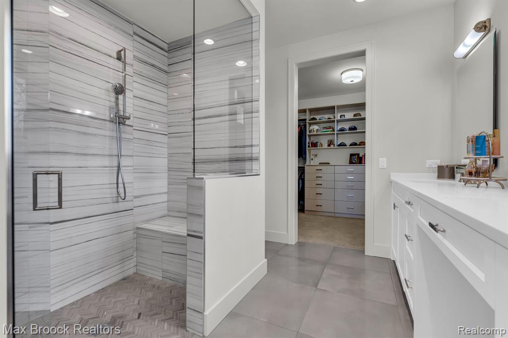 4887 WYE OAK Road, Bloomfield Hills, MI 48301 — Photo 23
