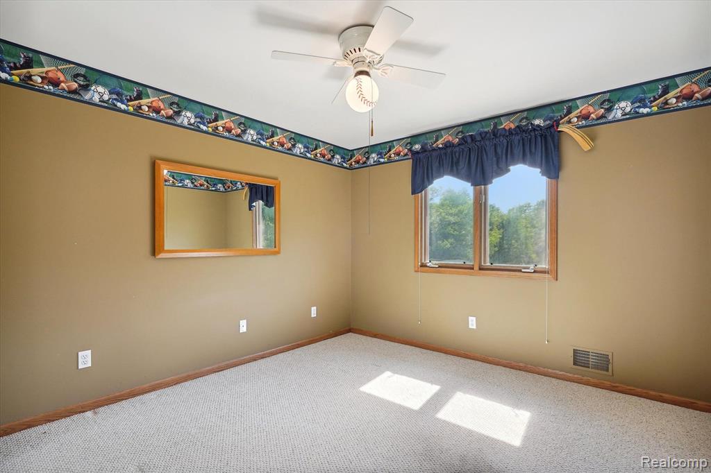 4747 WINDBERRY Lane, Milford, MI 48380 — Photo 26