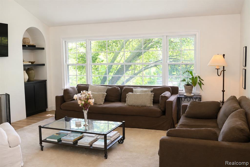 19510 Clement Road, Northville, MI 48167 — Photo 8