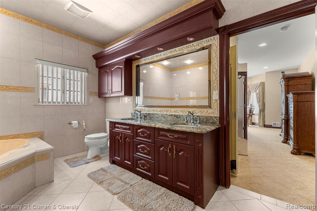 6318 Whitefield Street, Dearborn Heights, MI 48127 — Photo 26