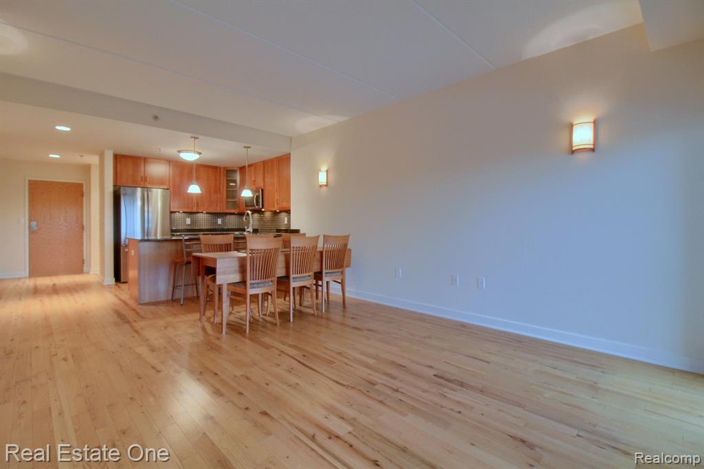 111 N ASHLEY Street, 611, Ann Arbor, MI 48104 — Photo 12