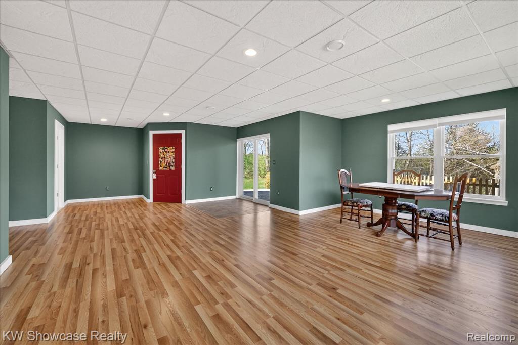 707 Pointe Court, Milford, MI 48381 — Photo 29