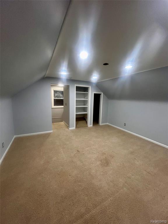 6881 N Vernon Street, Dearborn Heights, MI 48127 — Photo 13
