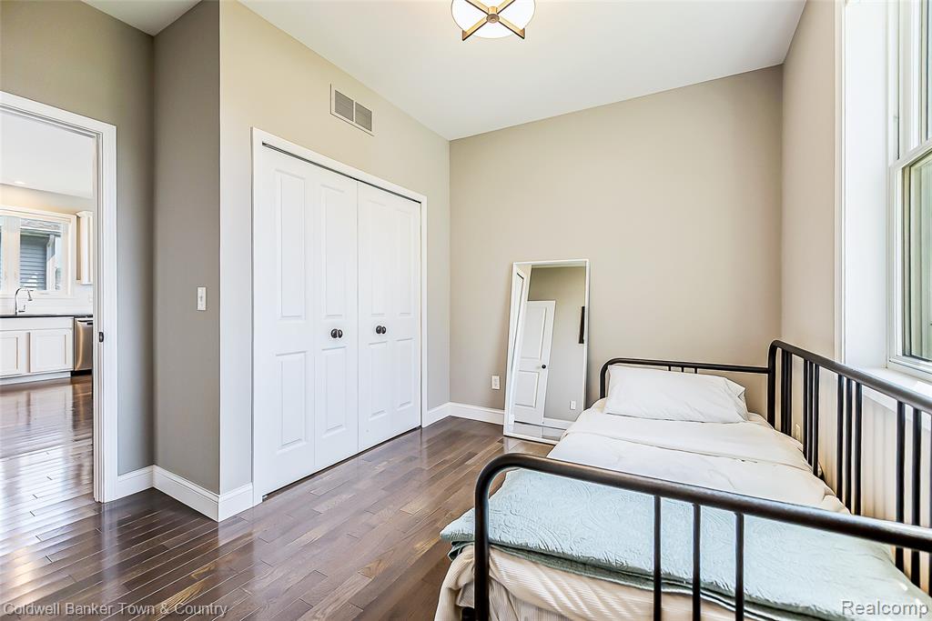 11634 Island Court, Hartland, MI 48353 — Photo 30