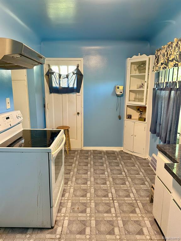 9364 OHIO Street, Detroit, MI 48204 — Photo 5