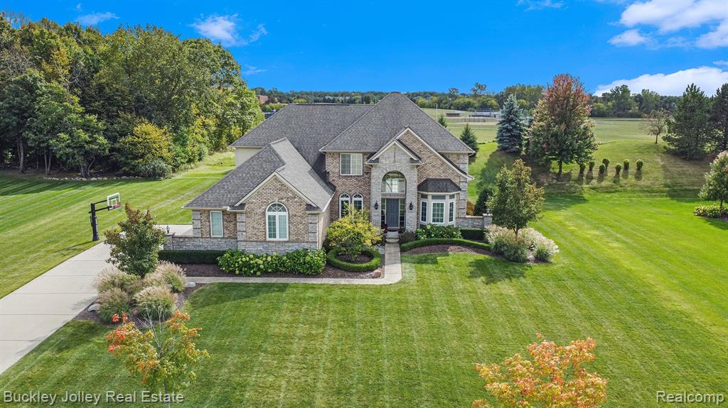 52689 TRAILWOOD Drive, South Lyon, MI 48178 — front exterior