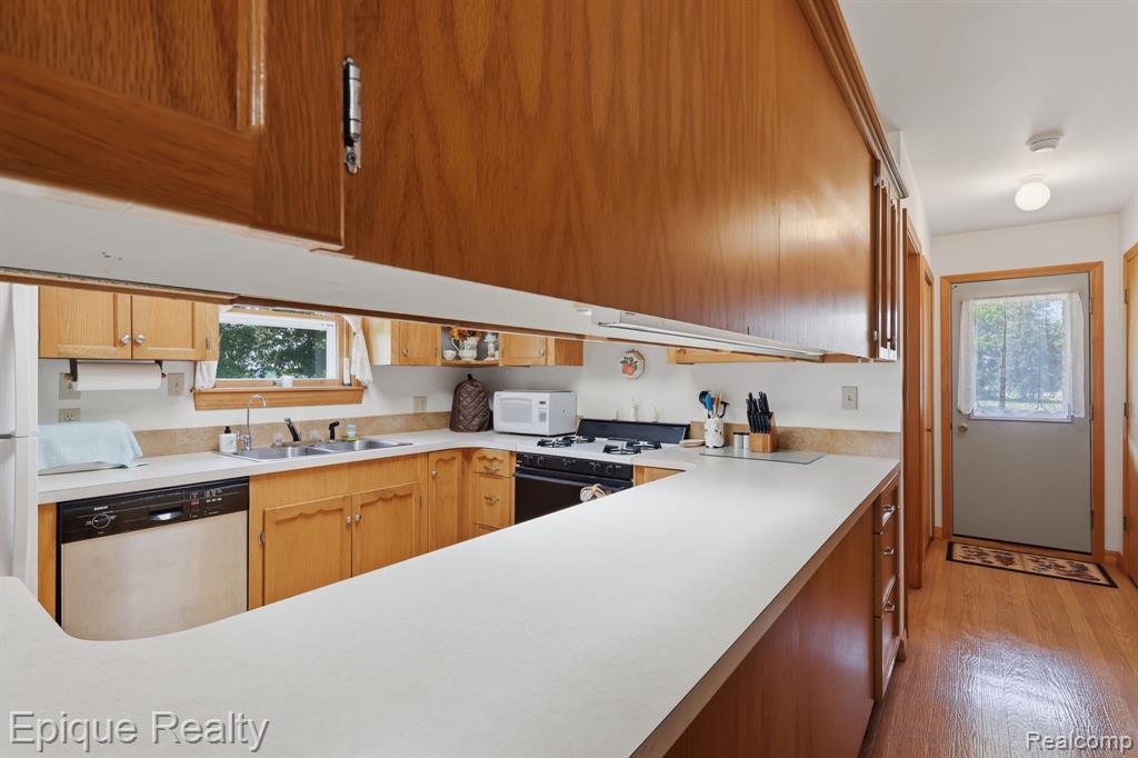 8336 Rider Road, Imlay City, MI 48444 — Photo 13