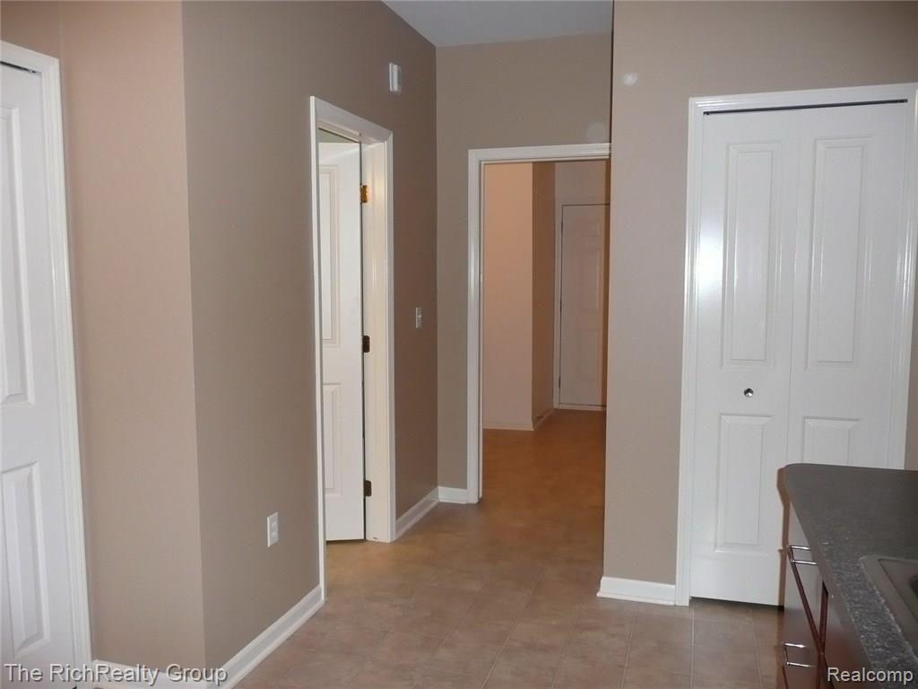 4034 Elizabeth Avenue, Canton, MI 48188 — Photo 18